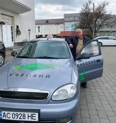 Святослав Анатолійович, інструктор на механіці Автомобіль ЗАЗ Lanos